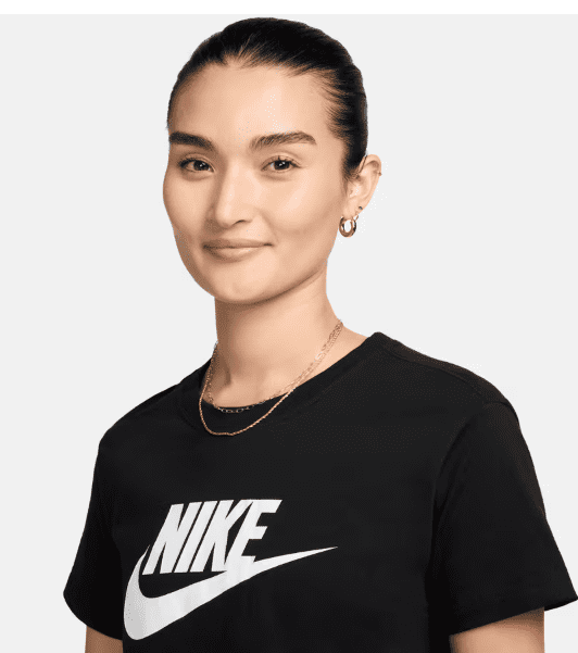 Nike Sportswear Essential Women's Cropped T-Shirt - Image 5