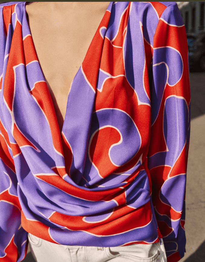 PRINTED SATIN SHIRT WITH SHOULDER PADS - Image 2